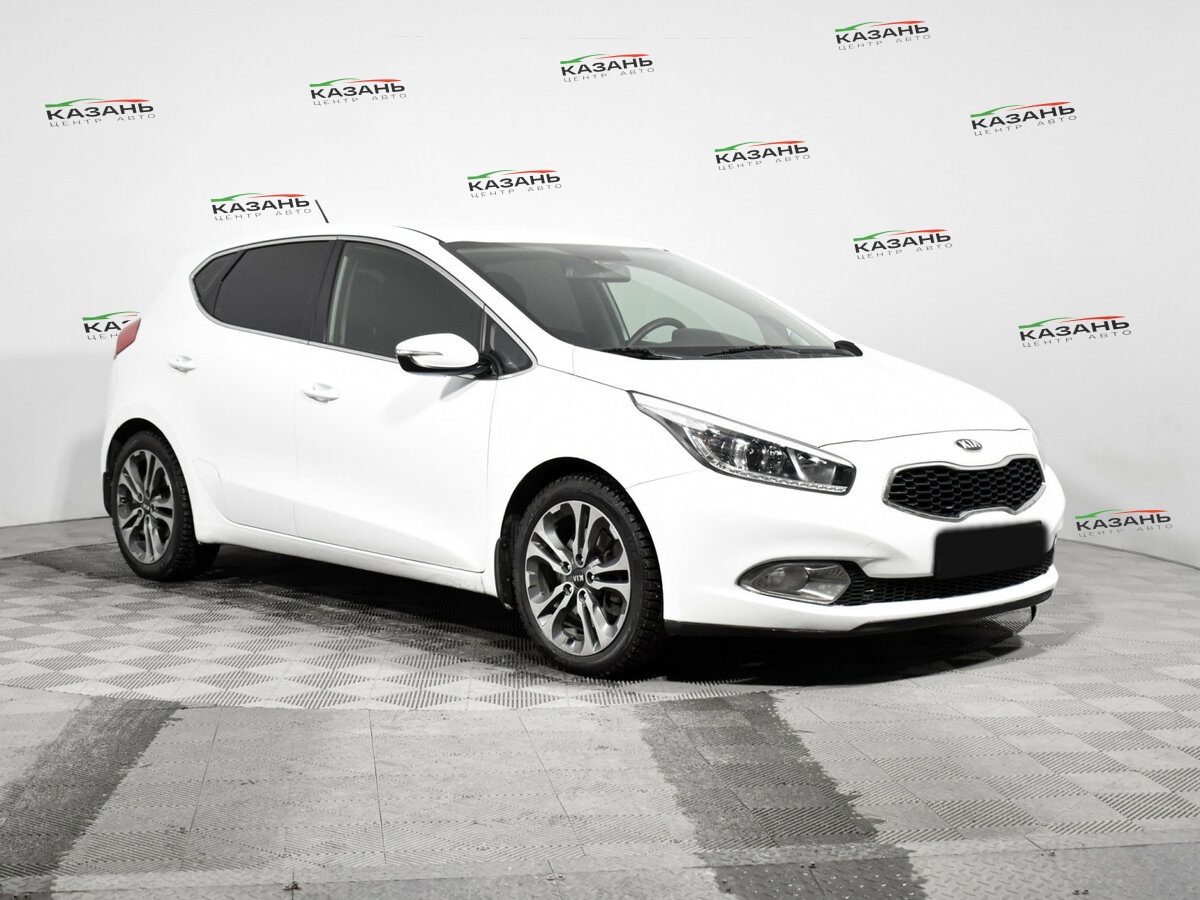 Kia Ceed б/у, 2013, Автоматическая. Фото: #2