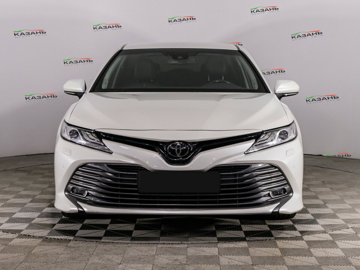 Toyota Camry б/у, 2019, Автоматическая. Фото: #1