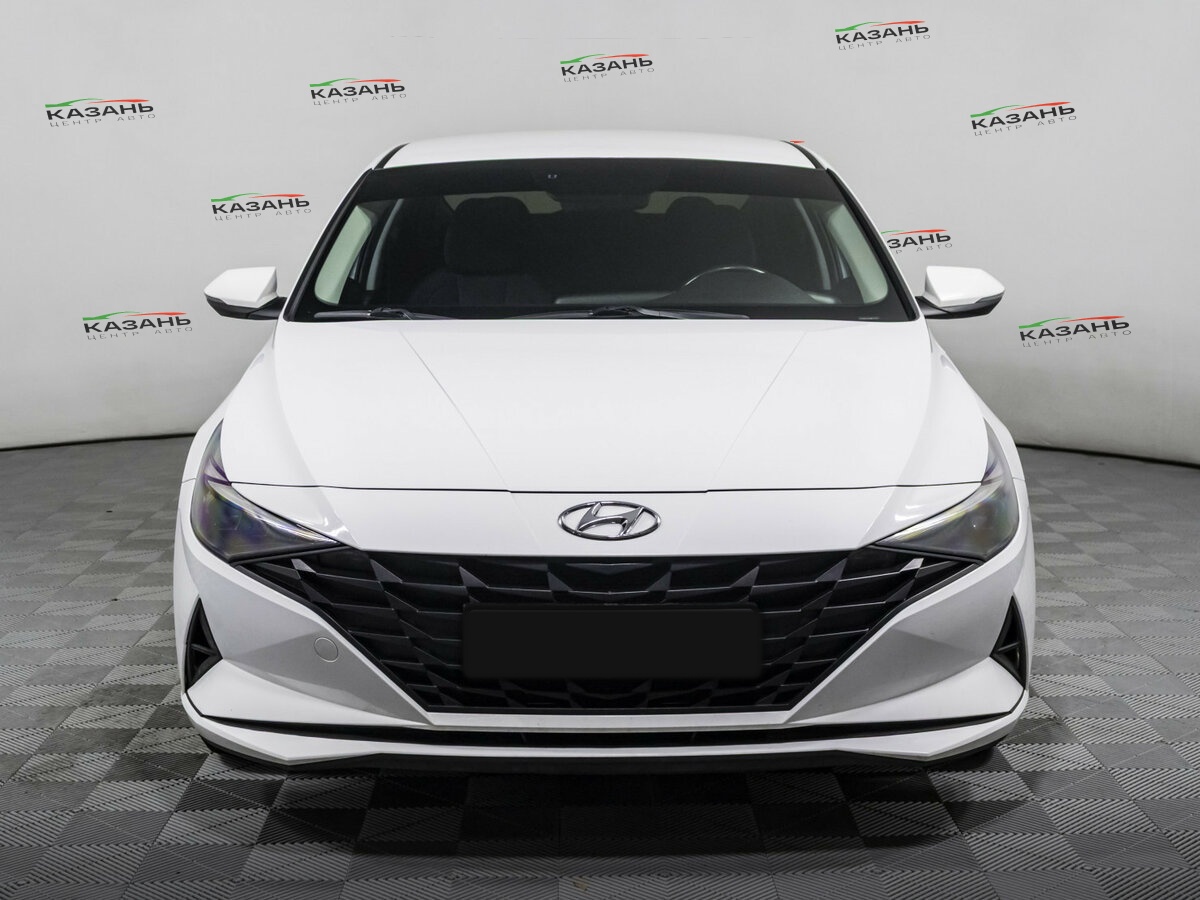 Hyundai Elantra б/у, 2021, Автоматическая. Фото: #1