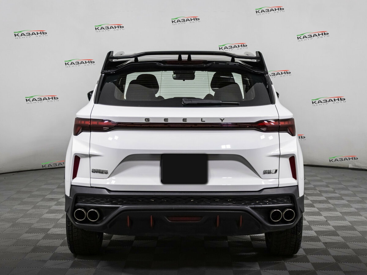 Geely Coolray б/у, 2023, Роботизированная. Фото: #5