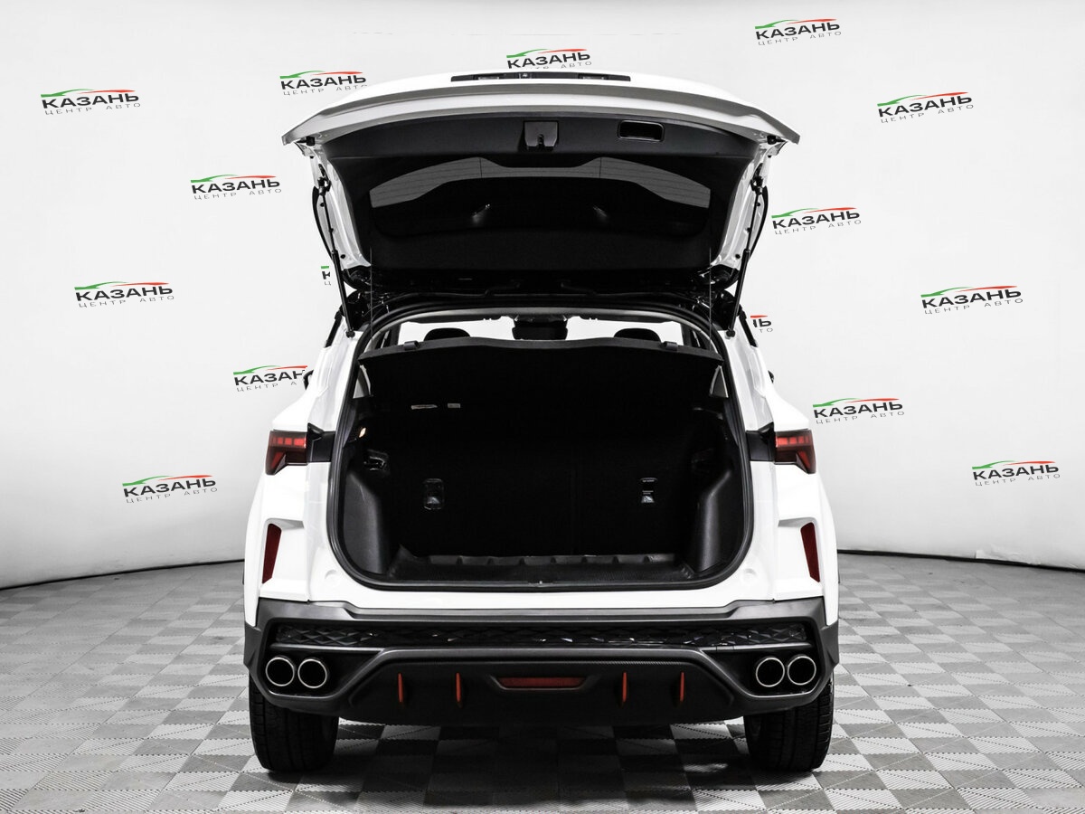 Geely Coolray б/у, 2023, Роботизированная. Фото: #11