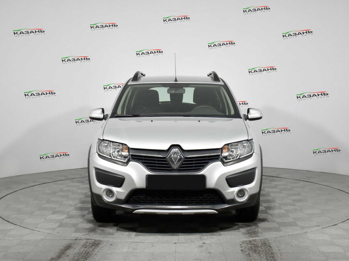 Renault Sandero б/у, 2016, Механическая. Фото: #1