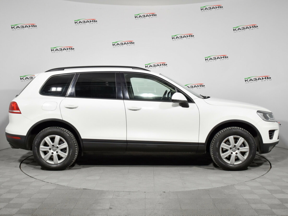 Volkswagen Touareg б/у, 2015, Автоматическая. Фото: #3
