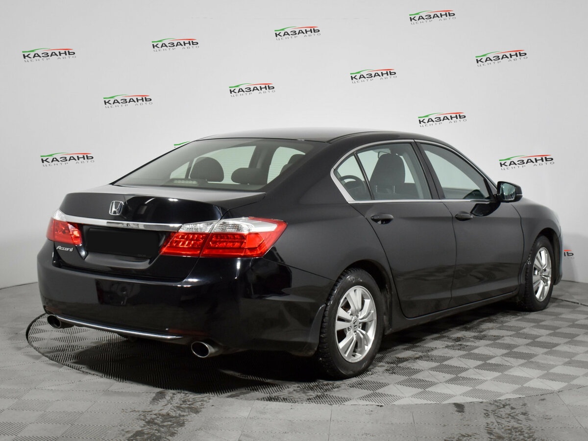 Хонда Аккорд б/у, 2013, Автоматическая. Фото: #4