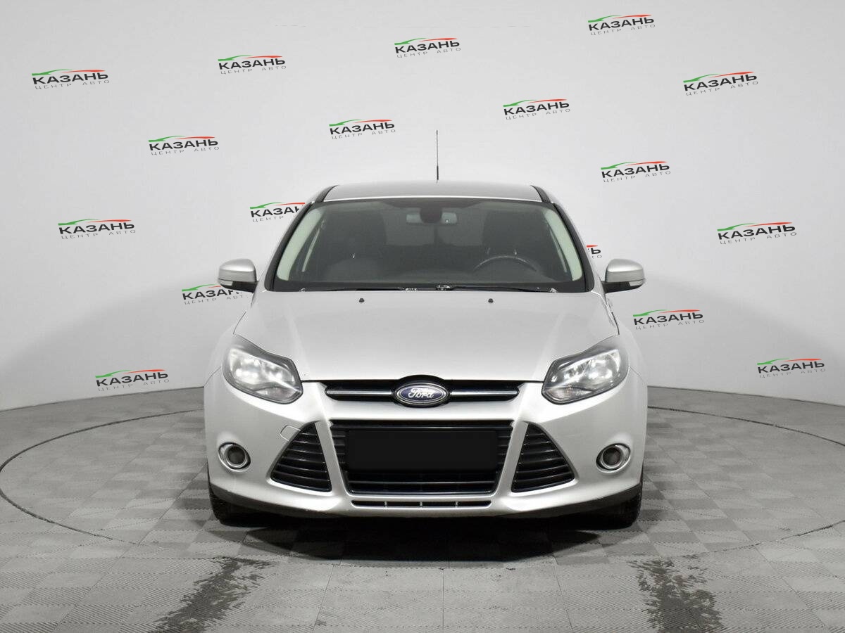 Ford Focus б/у, 2012, Механическая. Фото: #2