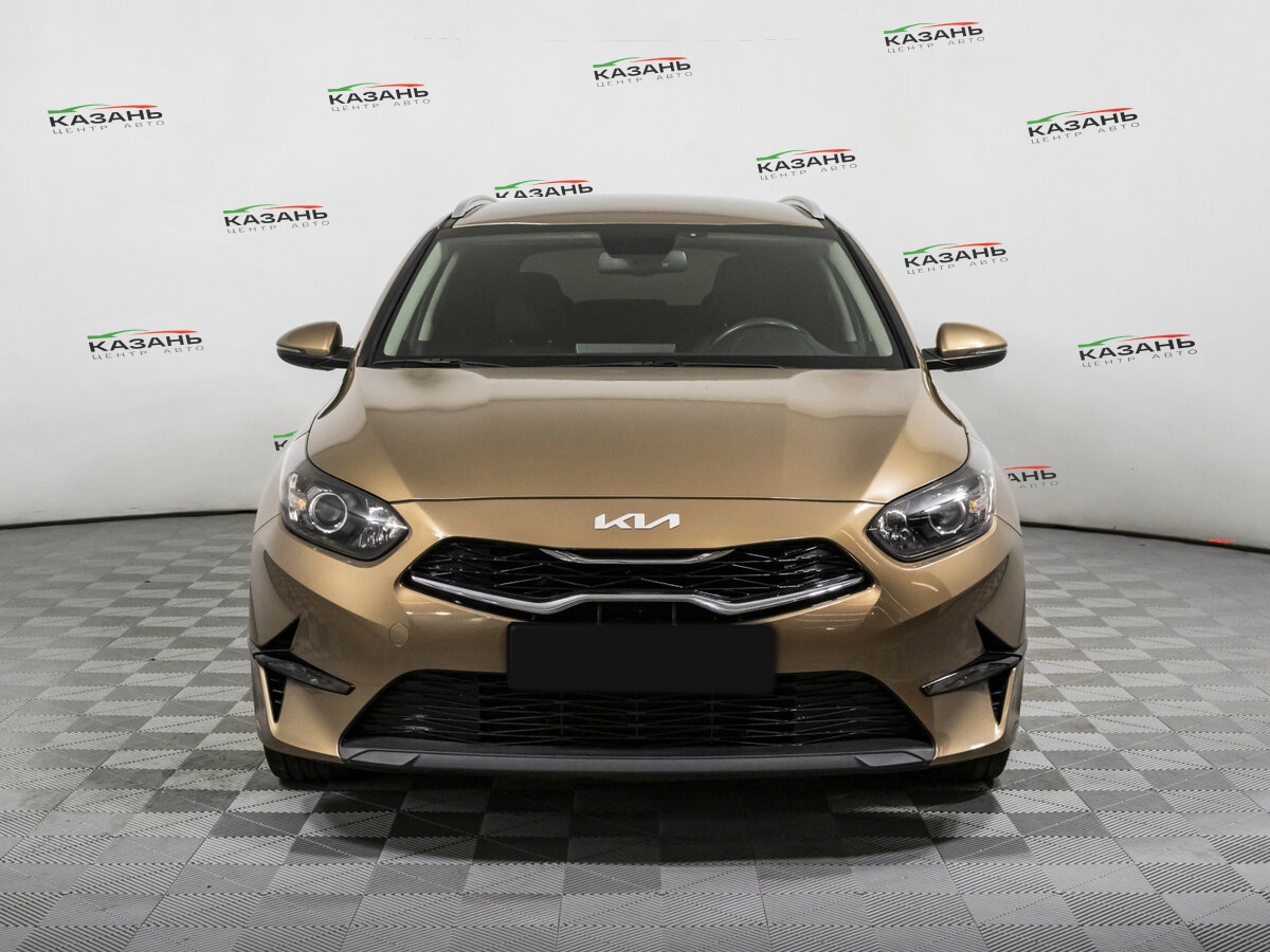 Kia Ceed б/у, 2022, Автоматическая. Фото: #1