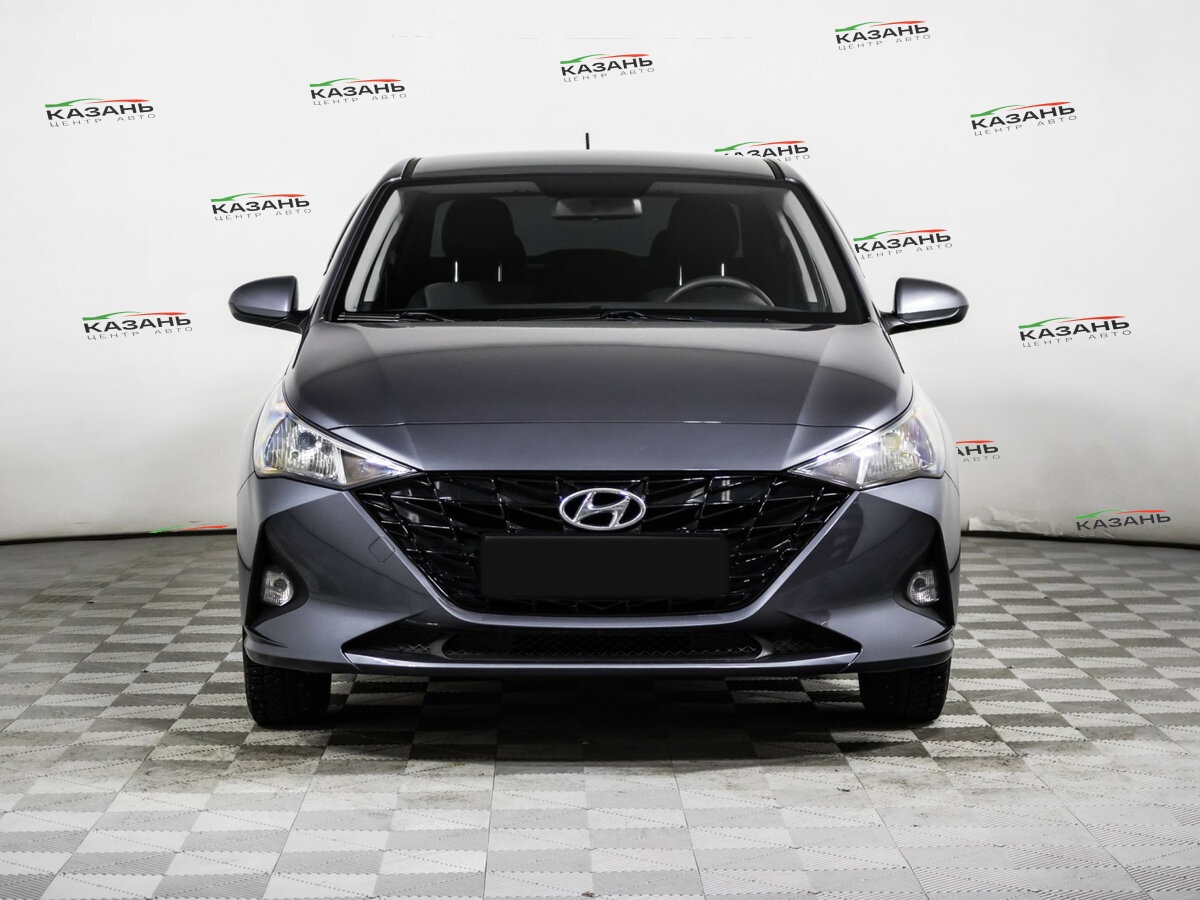 Solaris HS б/у, 2024, Автоматическая. Фото: #1