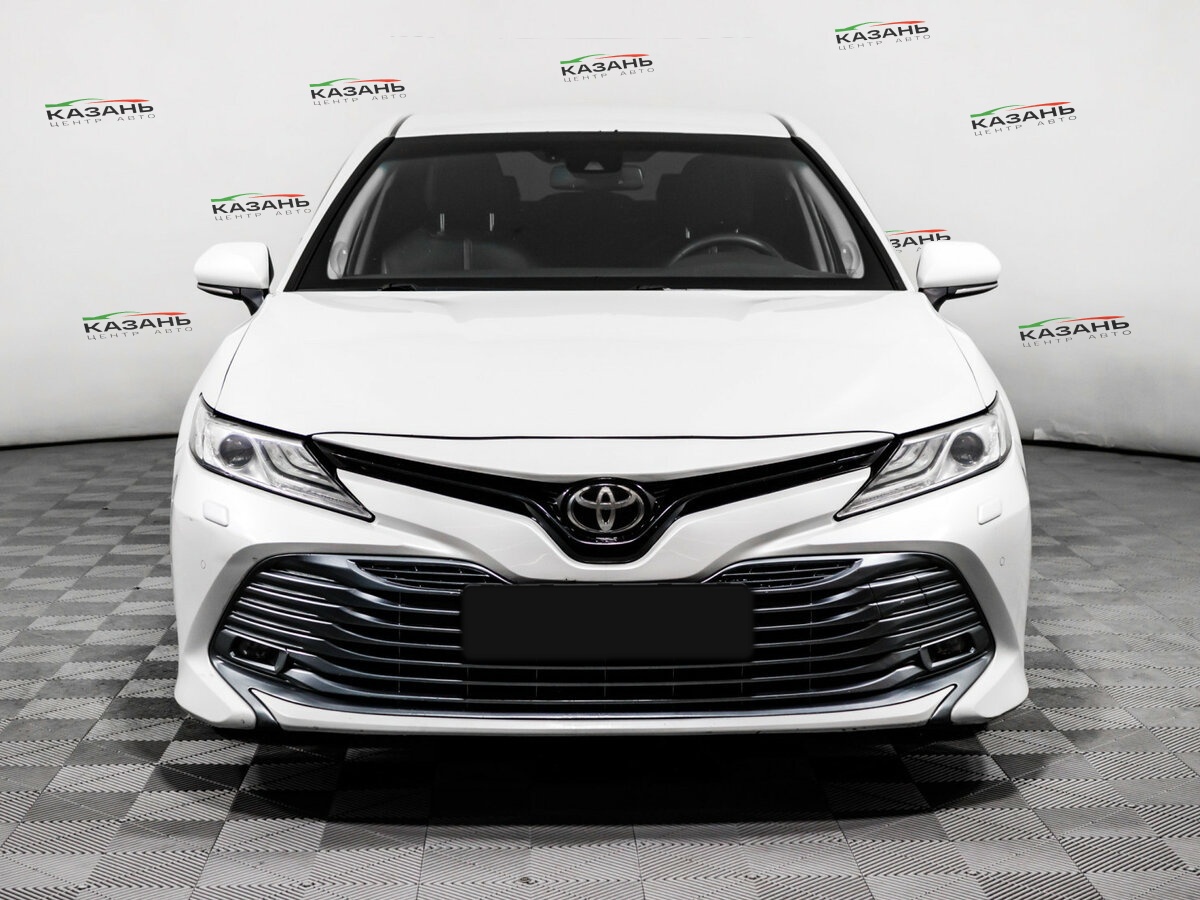 Тойота Камри б/у, 2019, Автоматическая. Фото: #1
