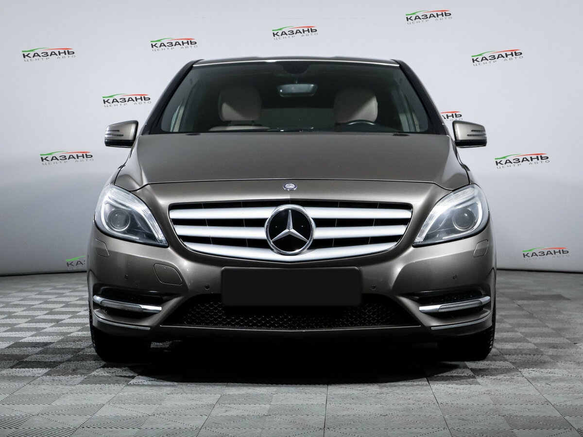 Mercedes-Benz B-Класс б/у, 2013, Роботизированная. Фото: #1