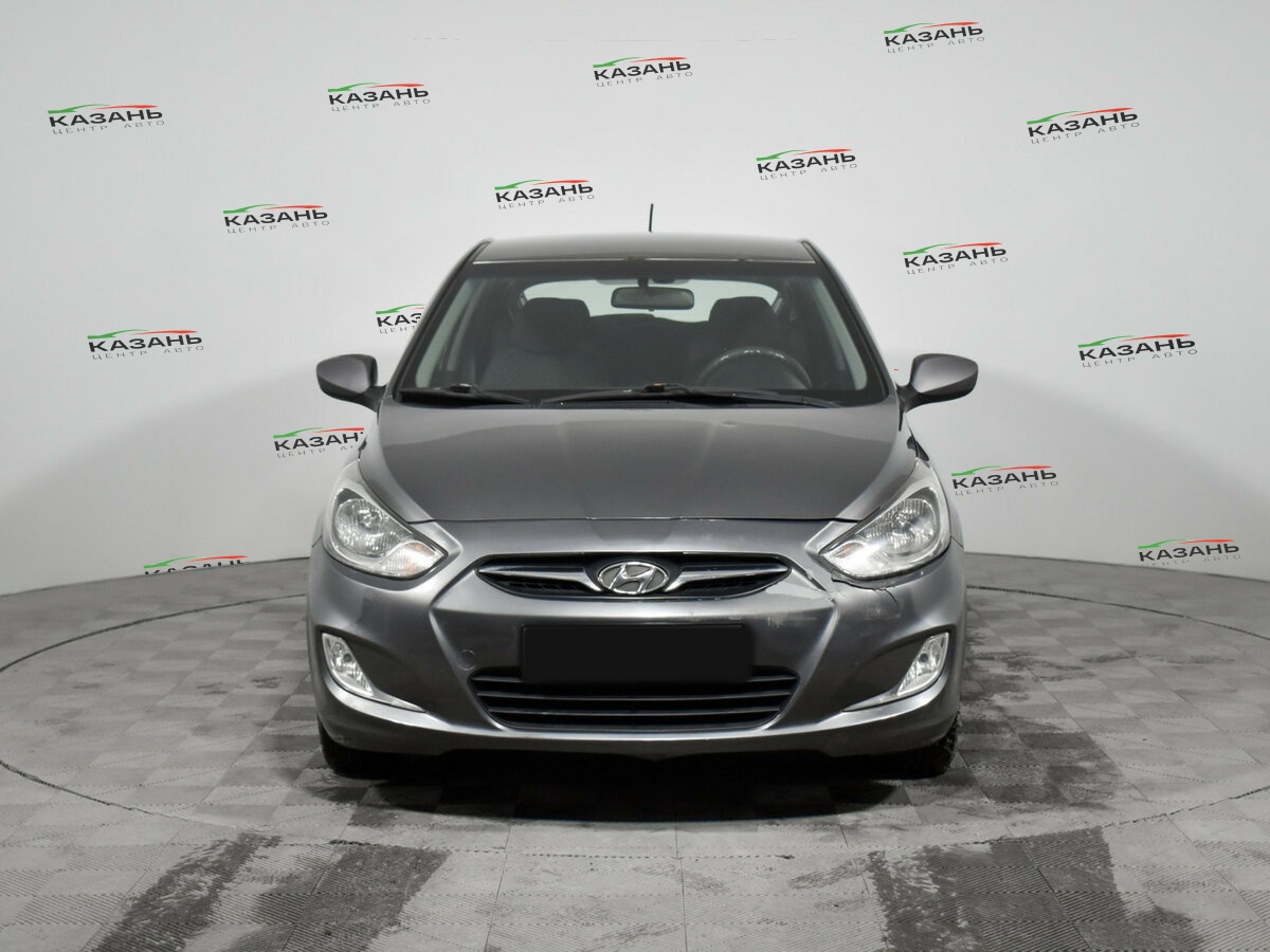Hyundai Solaris б/у, 2012, Автоматическая. Фото: #1