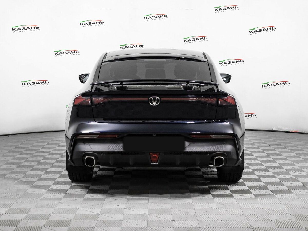 Changan UNI-V б/у, 2023, Роботизированная. Фото: #5