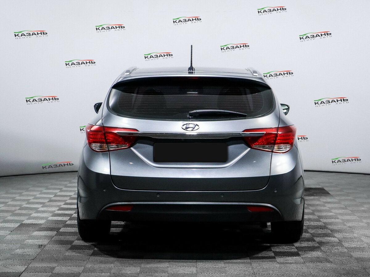 Hyundai i40 б/у, 2014, Автоматическая. Фото: #4