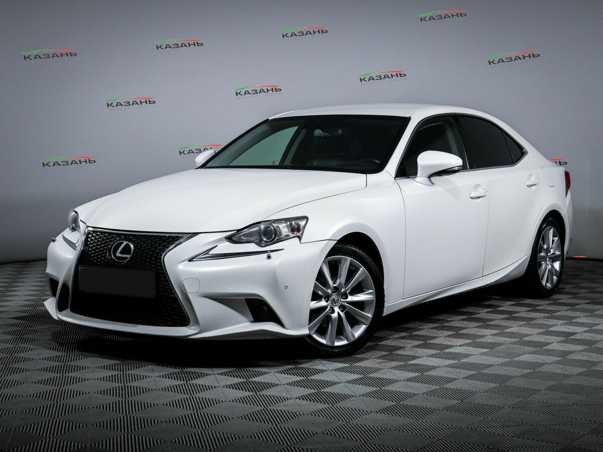 Lexus IS