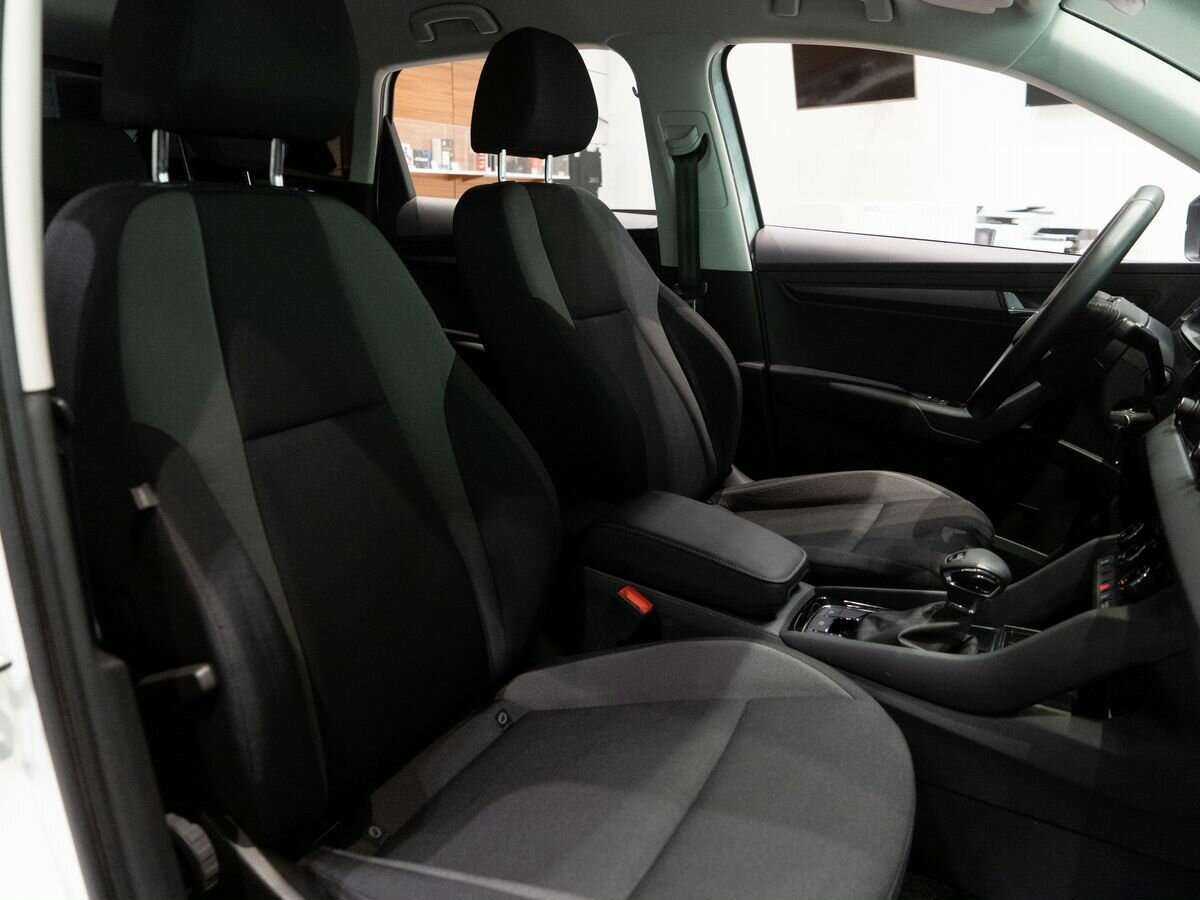 Skoda Karoq б/у, 2021, Роботизированная. Фото: #8