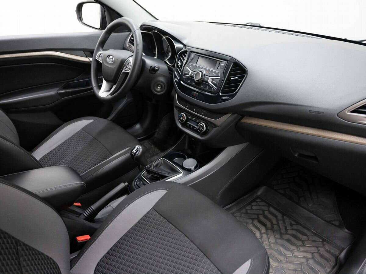 Лада (ВАЗ) Веста б/у, 2018, Механическая. Фото: #12