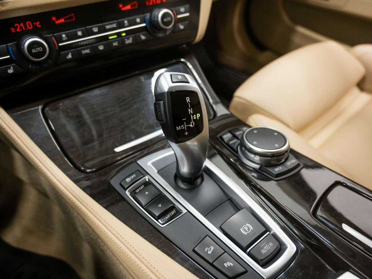 BMW 5 серии б/у, 2015, Автоматическая. Фото: #19