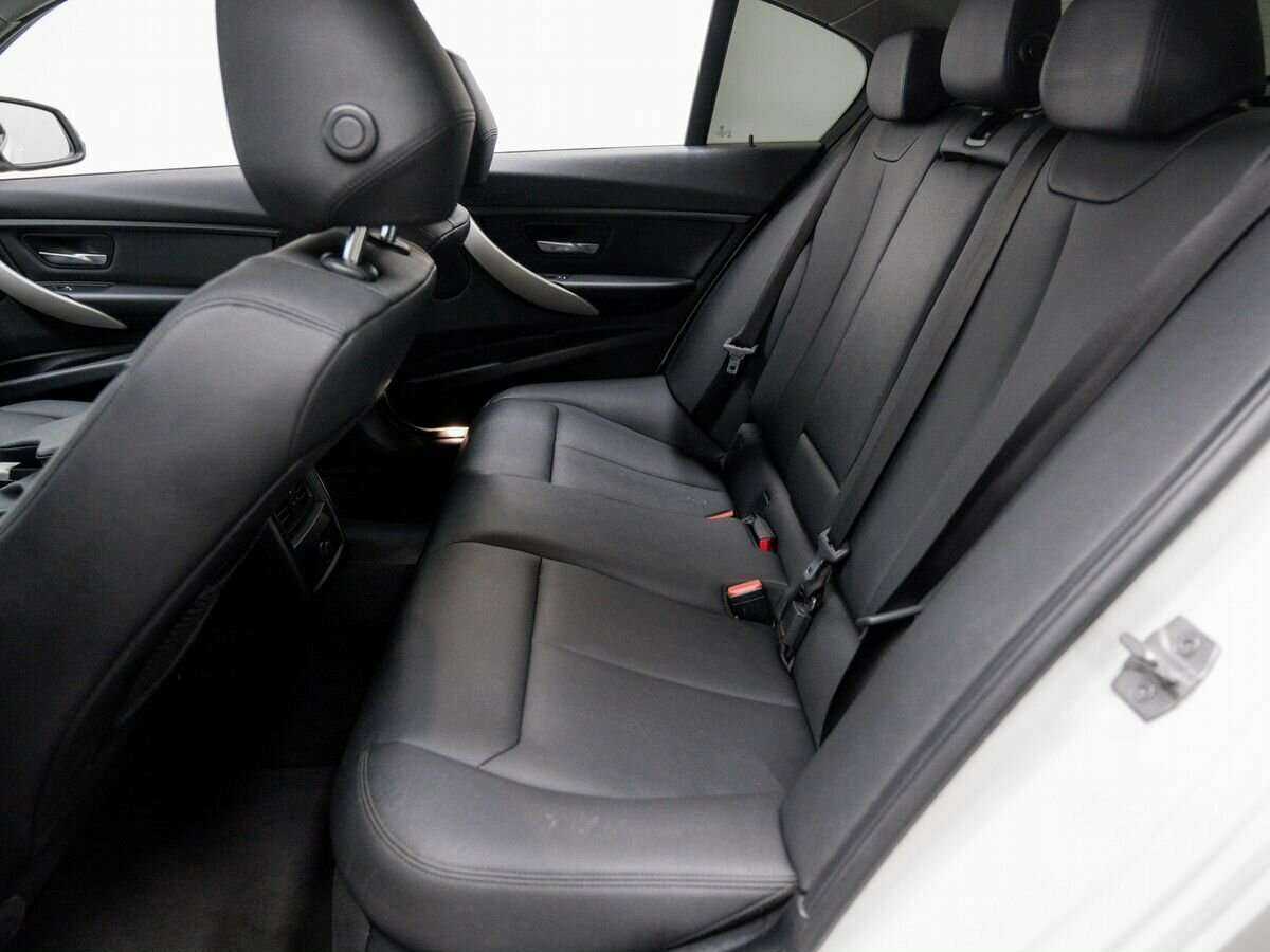 BMW 3 серии б/у, 2016, Автоматическая. Фото: #11