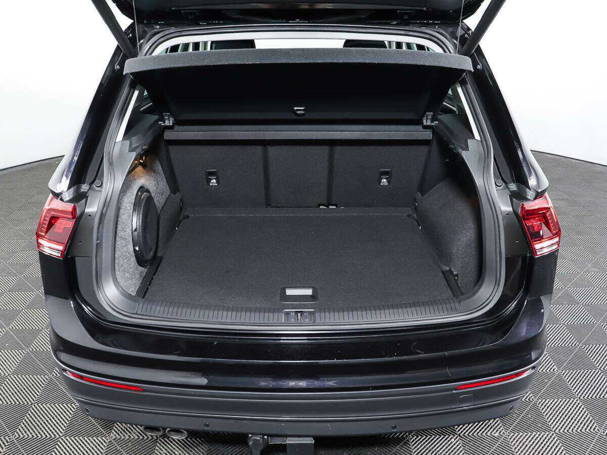 Volkswagen Tiguan б/у, 2020, Роботизированная. Фото: #8