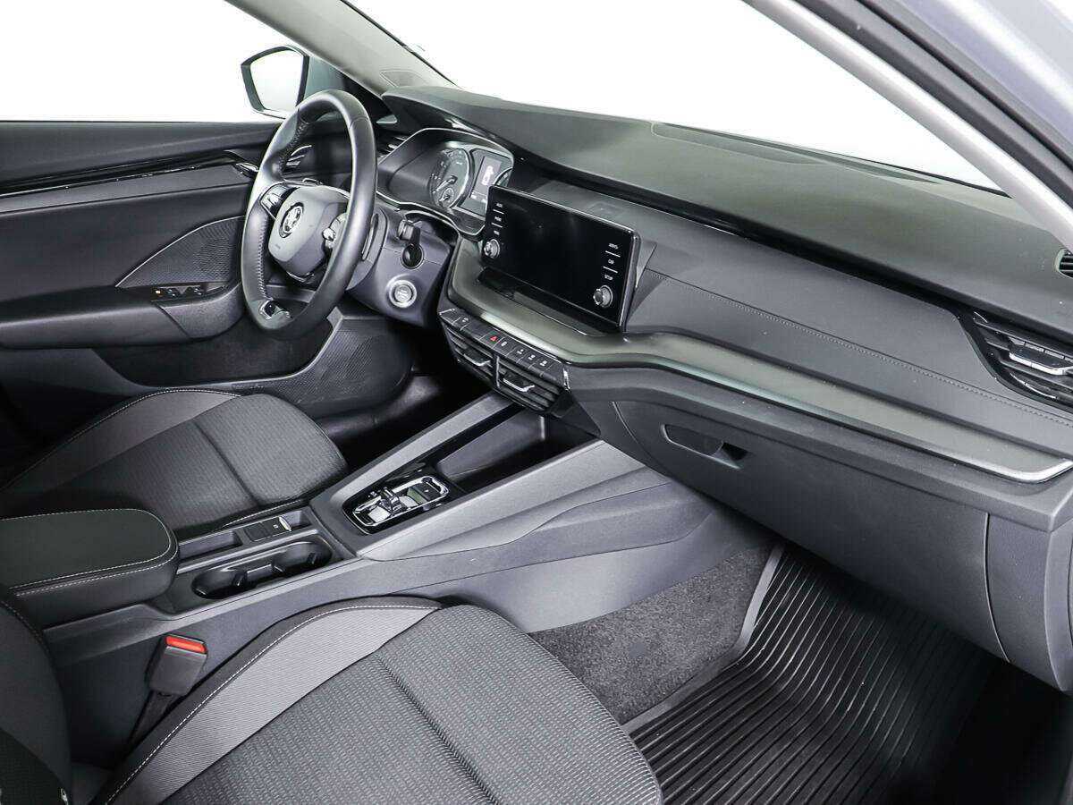 Skoda Octavia б/у, 2020, Роботизированная. Фото: #9