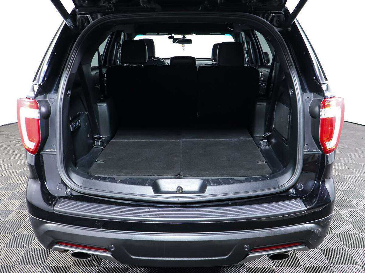 Ford Explorer б/у, 2018, Автоматическая. Фото: #8