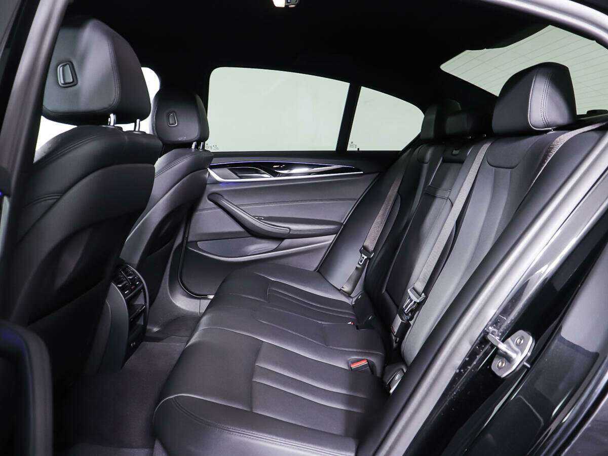 BMW 5 серии б/у, 2017, Автоматическая. Фото: #11