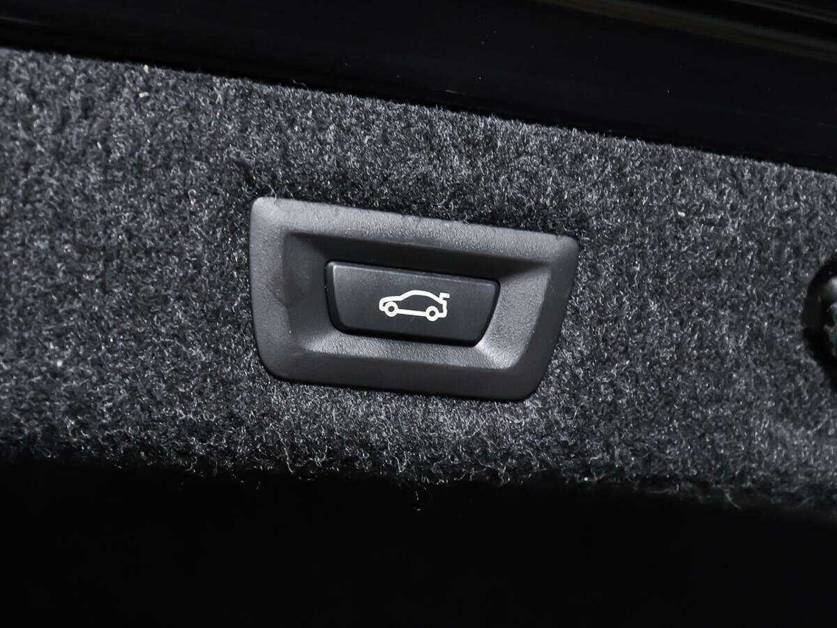 BMW 5 серии б/у, 2017, Автоматическая. Фото: #17