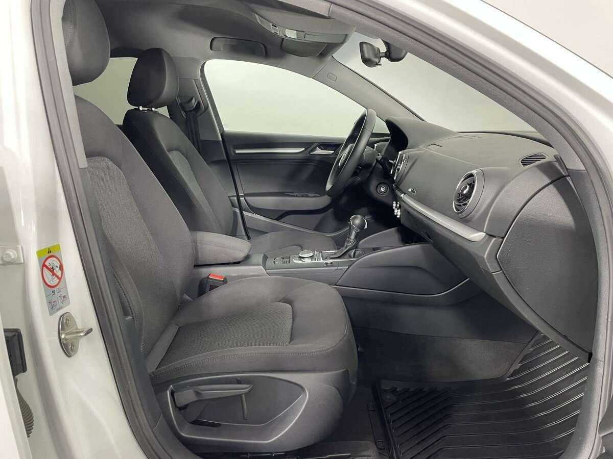 Audi A3 б/у, 2018, Роботизированная. Фото: #13