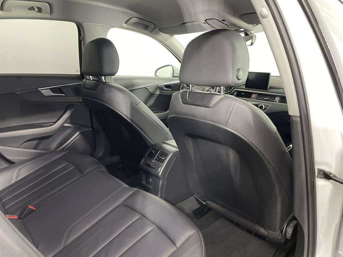 Audi A4 б/у, 2018, Роботизированная. Фото: #15