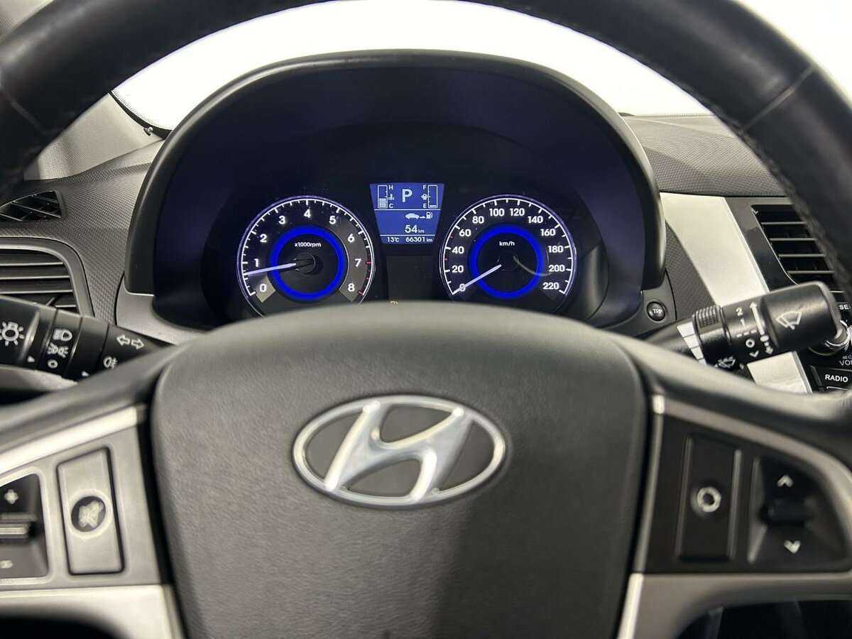 Hyundai Solaris б/у, 2015, Автоматическая. Фото: #10