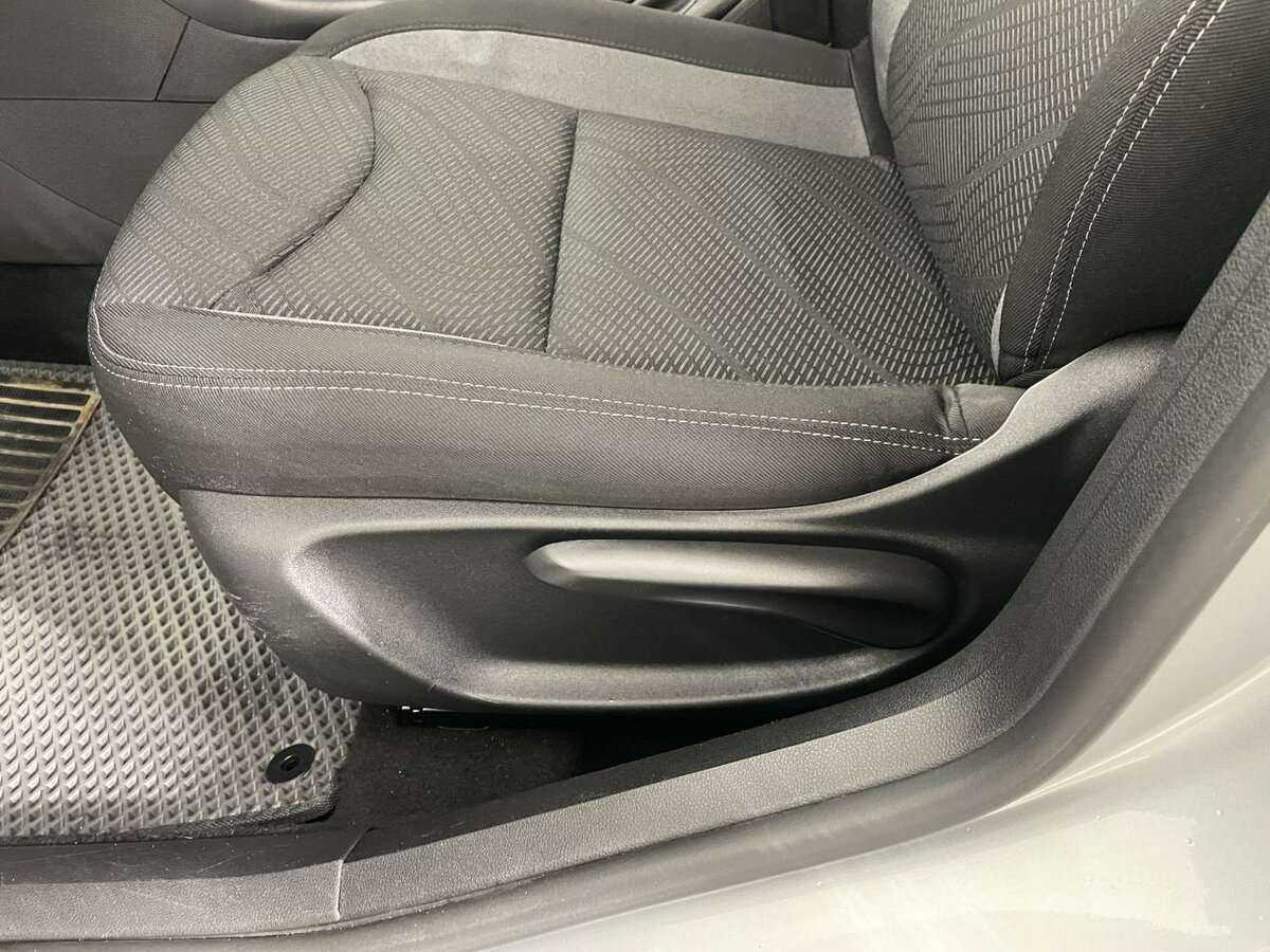 Peugeot 408 б/у, 2016, Механическая. Фото: #9