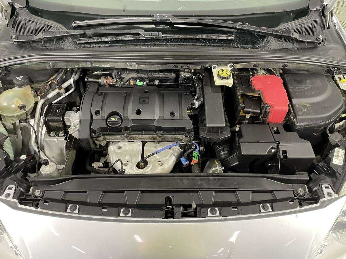 Peugeot 408 б/у, 2016, Механическая. Фото: #15