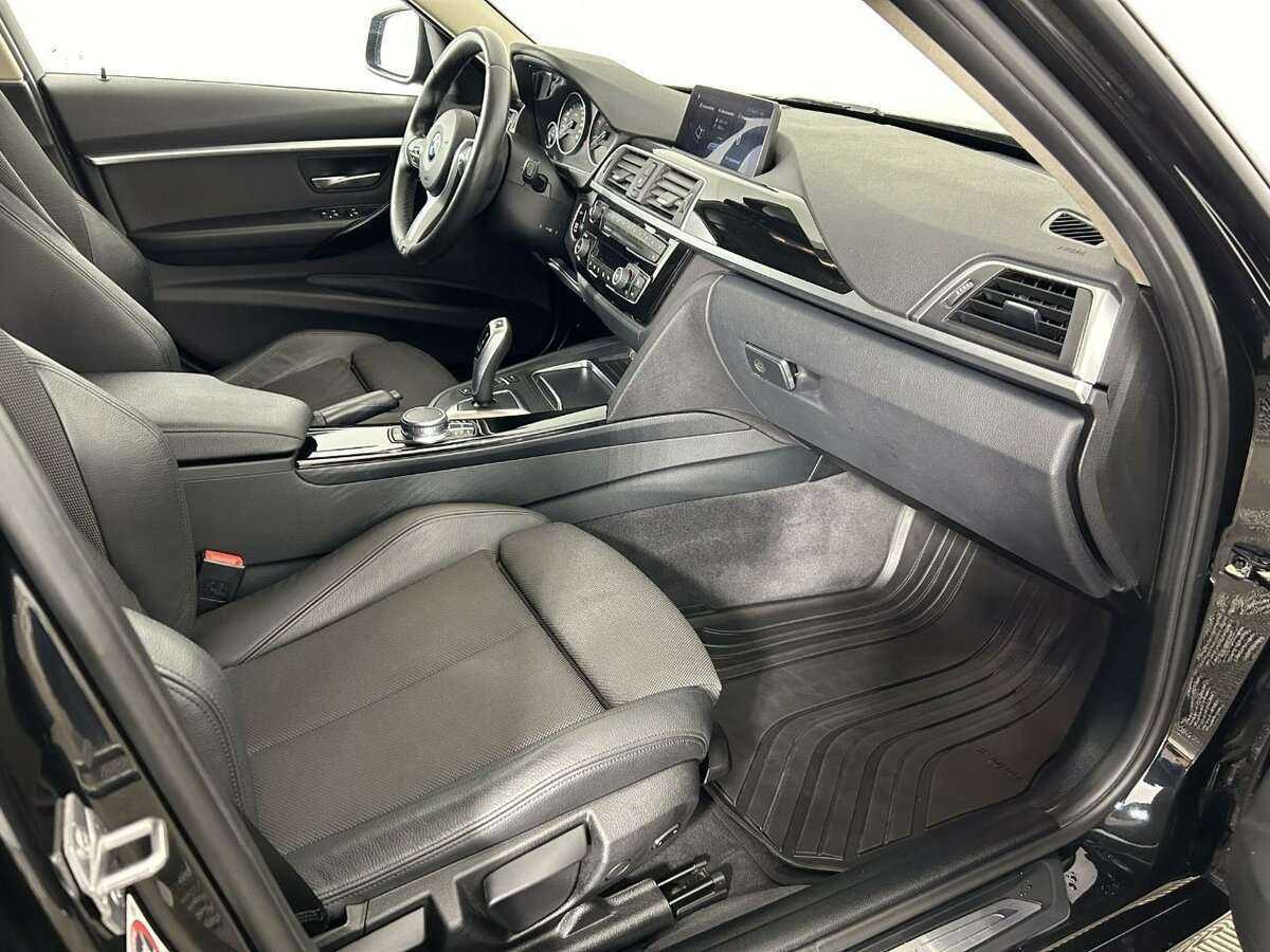 BMW 3 серии б/у, 2016, Автоматическая. Фото: #13