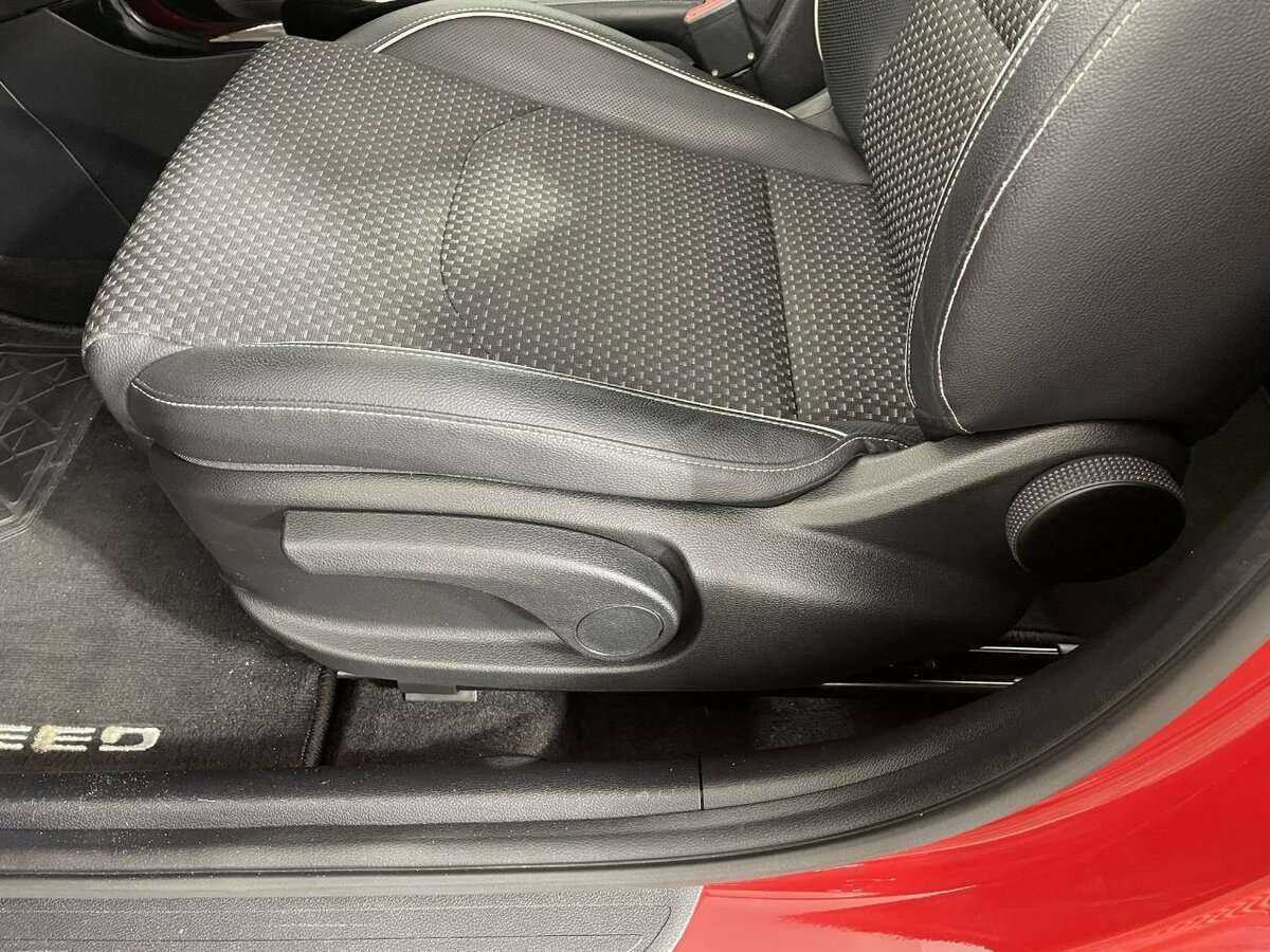 Kia Ceed б/у, 2020, Автоматическая. Фото: #9