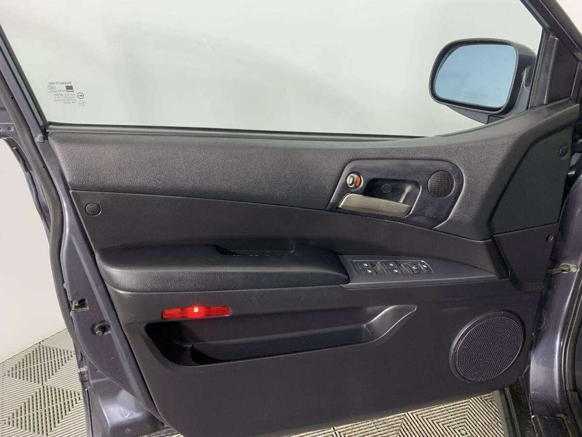 SsangYong Kyron б/у, 2012, Механическая. Фото: #7