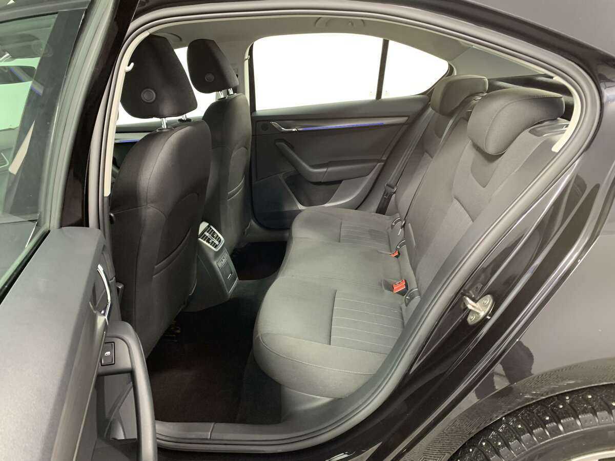 Шкода Октавия б/у, 2018, Роботизированная. Фото: #7