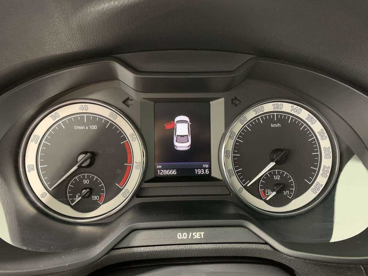 Шкода Октавия б/у, 2018, Роботизированная. Фото: #12