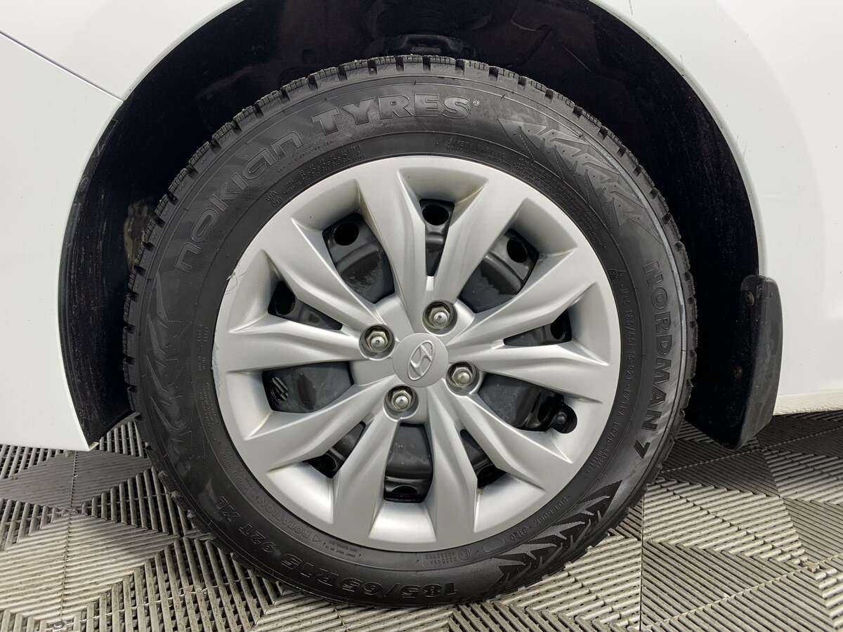 Hyundai Solaris б/у, 2019, Механическая. Фото: #13