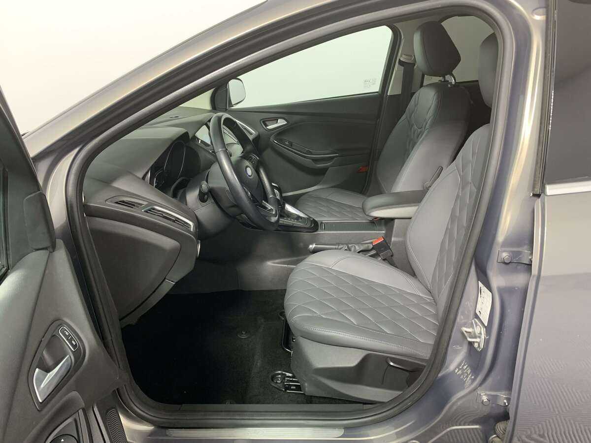 Ford Focus б/у, 2018, Автоматическая. Фото: #11