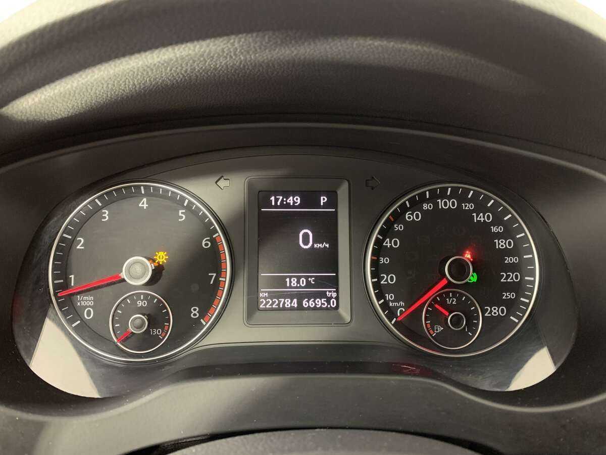 Volkswagen Jetta б/у, 2013, Роботизированная. Фото: #10