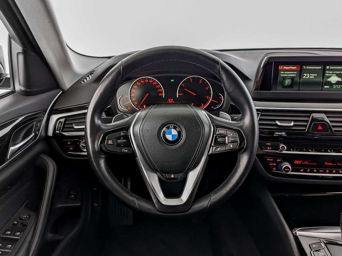 BMW 5 серии б/у, 2018, Автоматическая. Фото: #15
