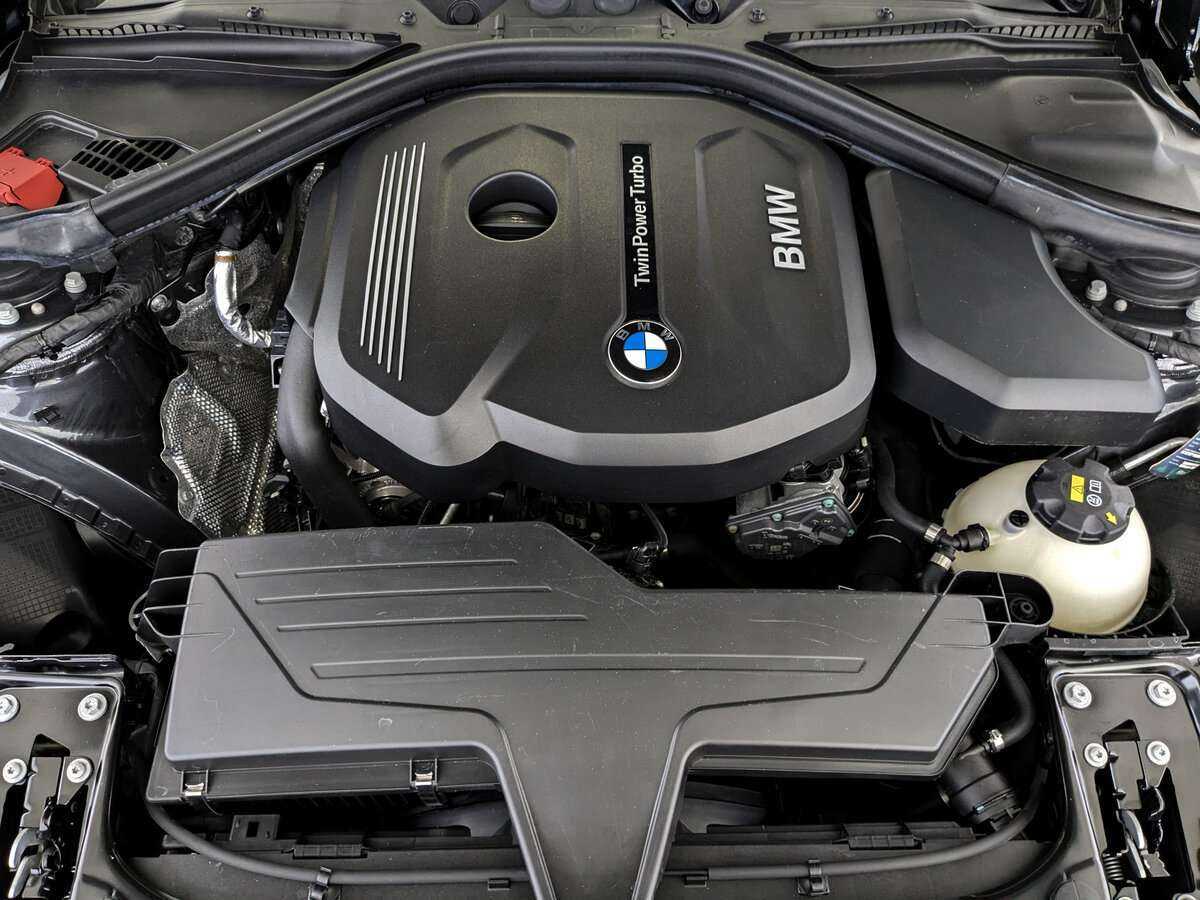 BMW 3 серии б/у, 2018, Автоматическая. Фото: #8