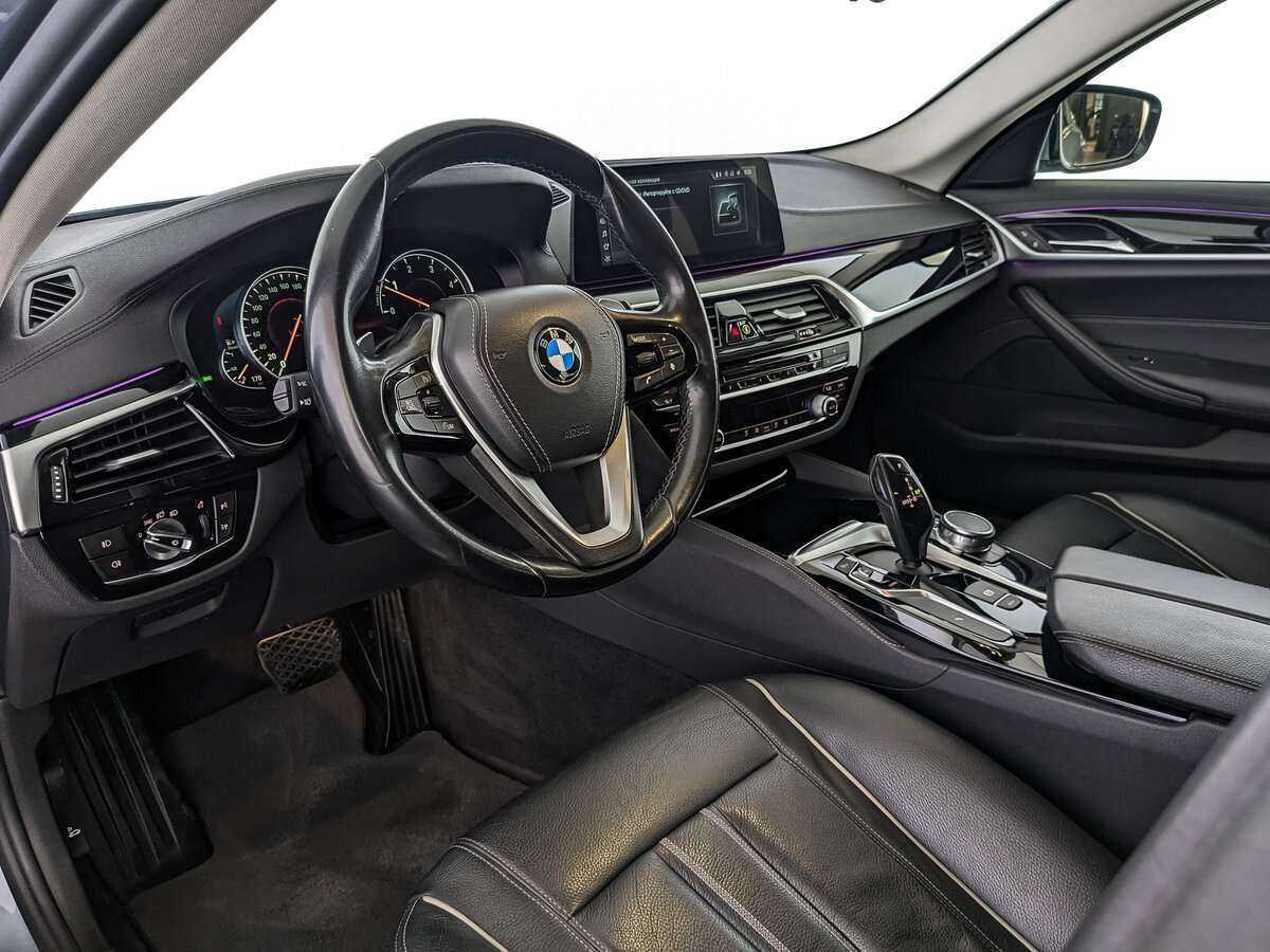 BMW 5 серии б/у, 2019, Автоматическая. Фото: #10