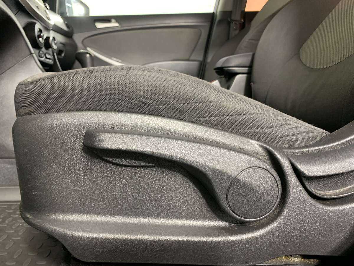 Hyundai Solaris б/у, 2013, Автоматическая. Фото: #13