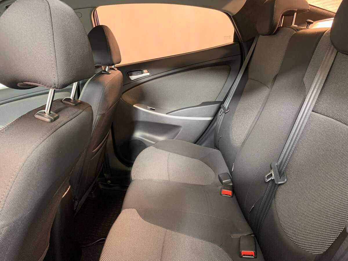 Hyundai Solaris б/у, 2013, Автоматическая. Фото: #15