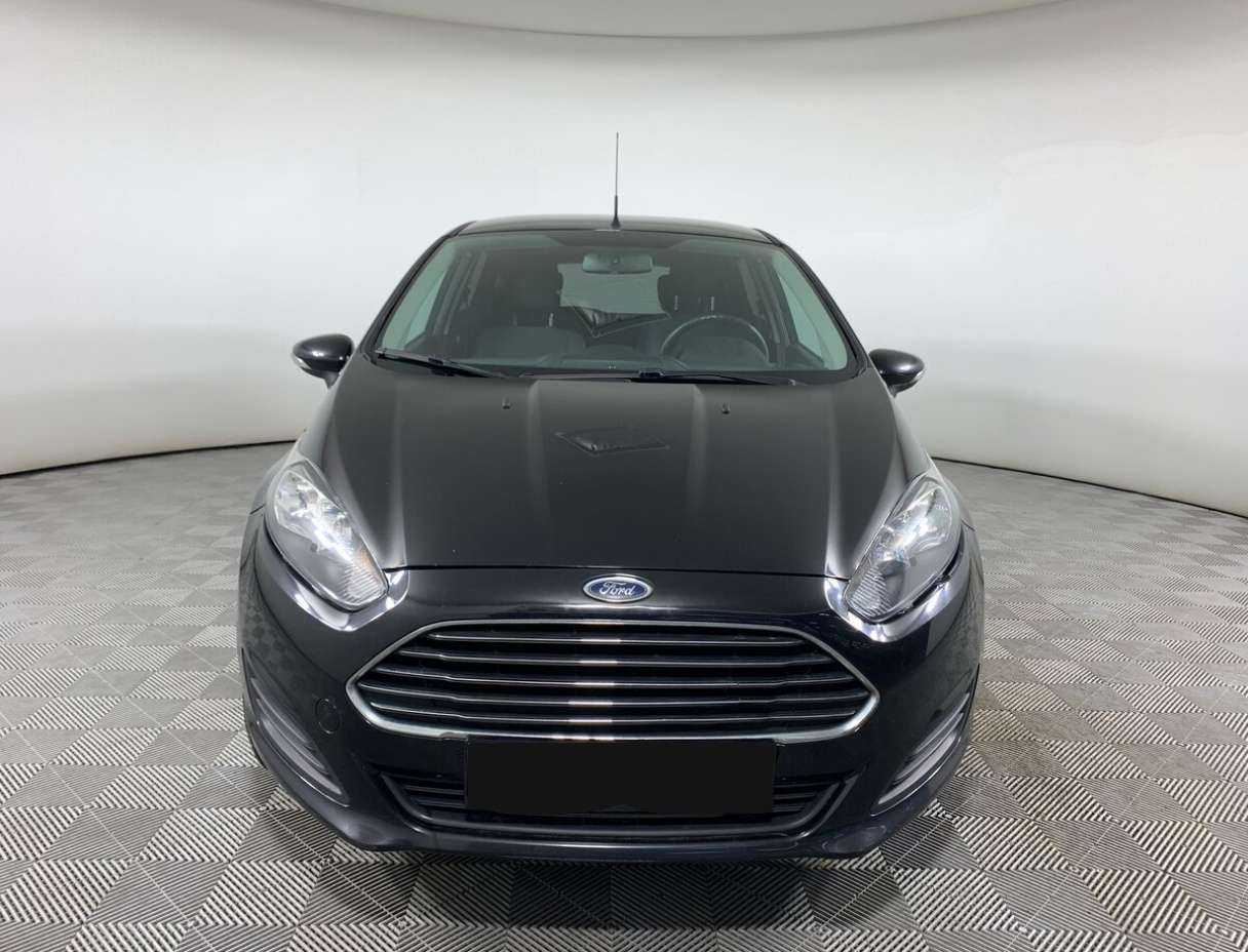 Ford Fiesta б/у, 2016, Роботизированная. Фото: #1