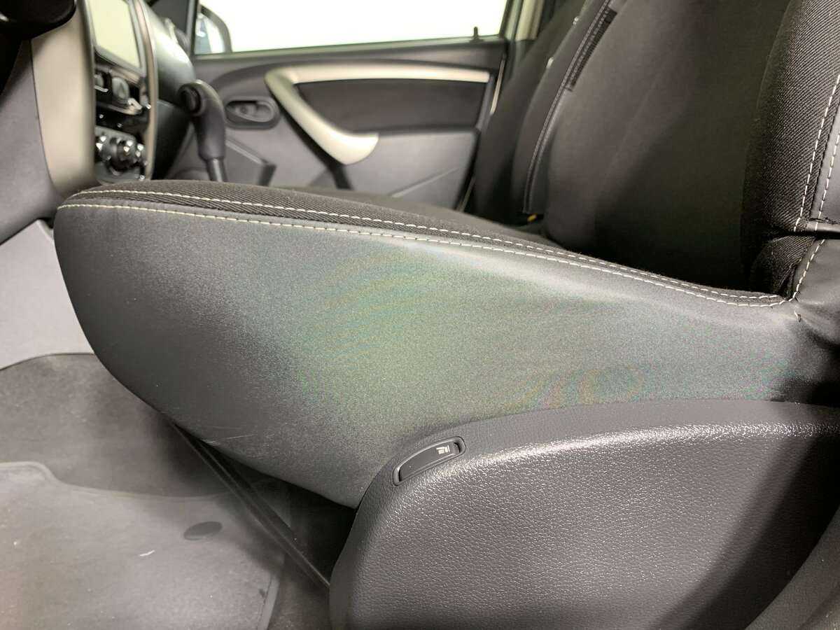 Renault Duster б/у, 2014, Автоматическая. Фото: #13