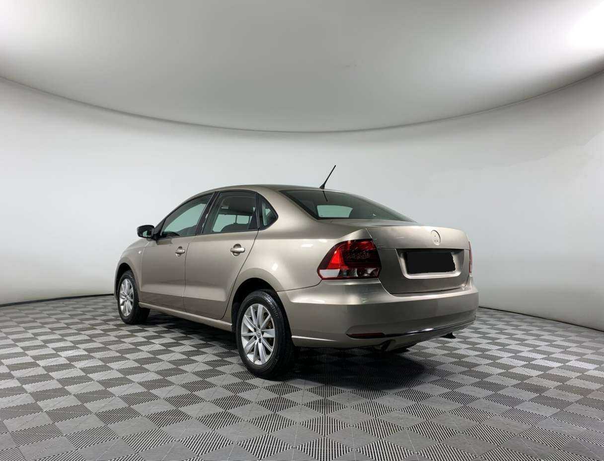 Volkswagen Polo б/у, 2015, Автоматическая. Фото: #6