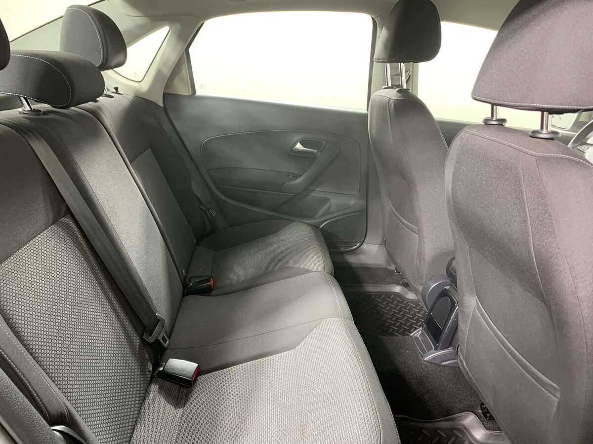 Volkswagen Polo б/у, 2015, Автоматическая. Фото: #14