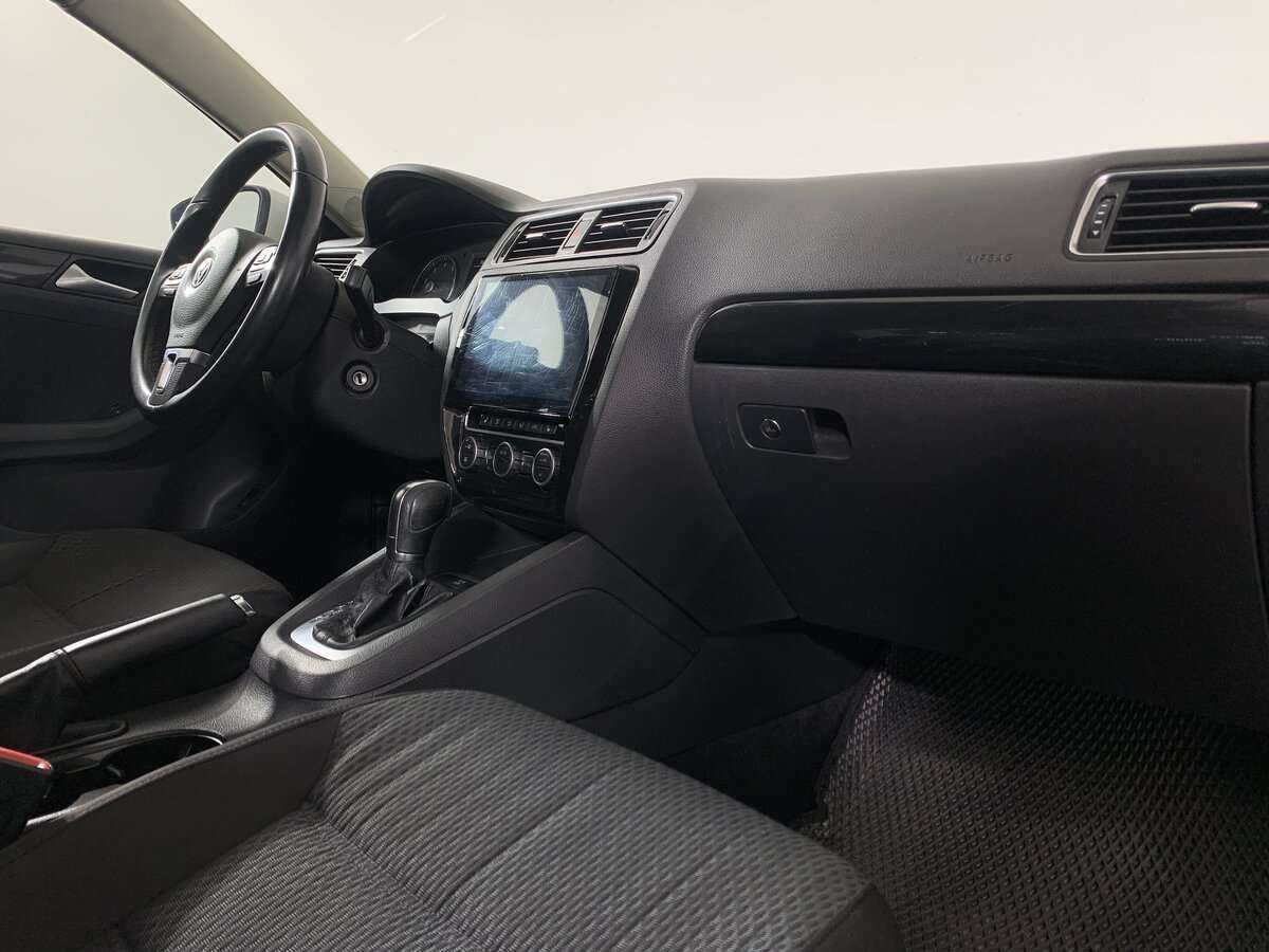 Volkswagen Jetta б/у, 2012, Автоматическая. Фото: #10