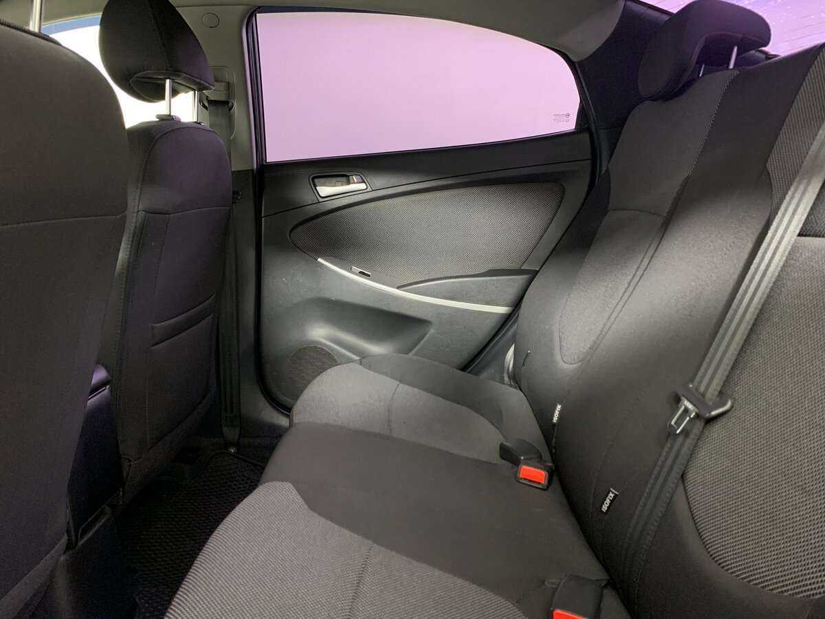 Hyundai Solaris б/у, 2012, Механическая. Фото: #15